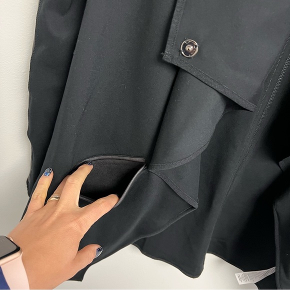 NEW Spanx Drape Front Jacket Black Sz XS Faux Leather Accents Snap Closure - Picture 8 of 13